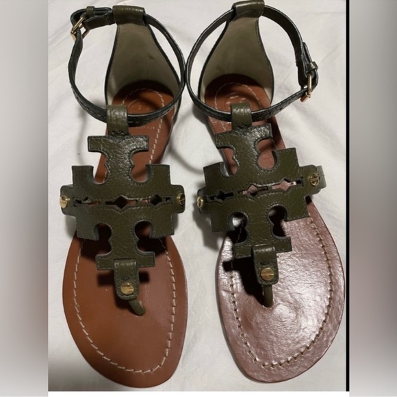 Tory Burch Phoebe Flat Thong Sandals Size 9.5 EUC - Picture 1 of 3